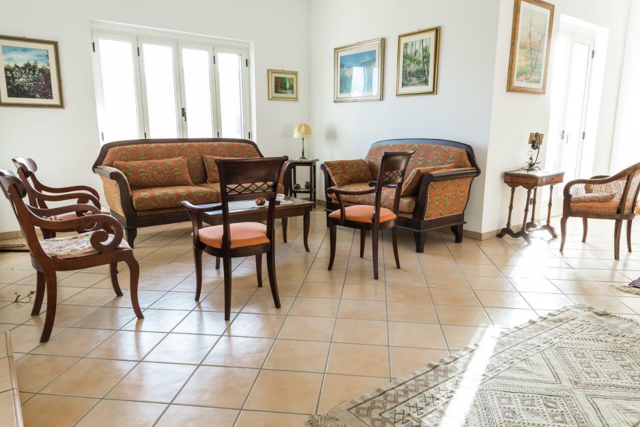 Torre Ancinale Bed and Breakfast Soverato Marina Buitenkant foto